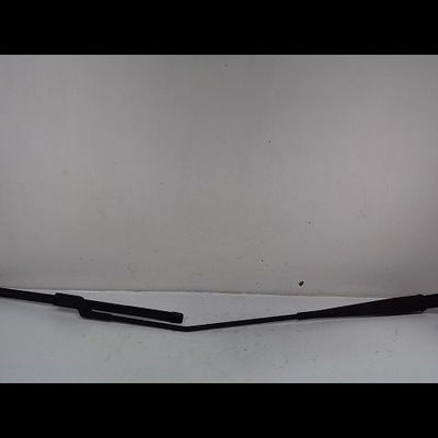Bras essuie-glace avant droit Peugeot 208 I (CA_, CC_) 1.6 hdi (2012) 5 portes