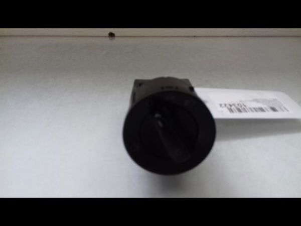 Interrupteur commande de phares Volkswagen NEW BEETLE (9C1, 1C1) 1.9 tdi (1998-2004)