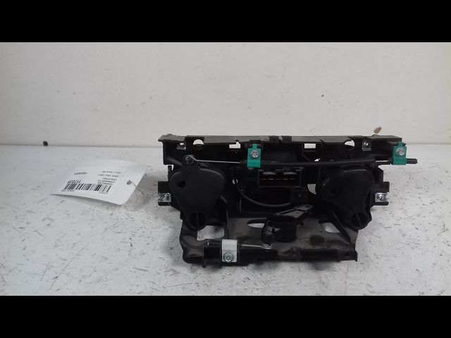 Commande de chauffage Iveco DAILY IV Camionnette 35s14 c, 35s14 c-p, 35s14 v, 35s14 v-p, 35c14 v,... (2006-2011)