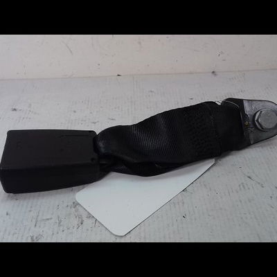 Ancrage ceinture arrière droit Citroën DS3 (SA_) 1.6 hdi 90 (2009-2015) 3 portes