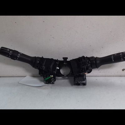 Commande eclairage Peugeot 108 1.2 (2014)