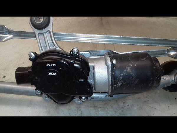 Moteur essuie-glace avant Nissan MICRA IV (K13K) 1.2 (2010-2015)