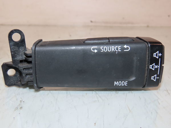 Commande autoradio RENAULT CLIO
