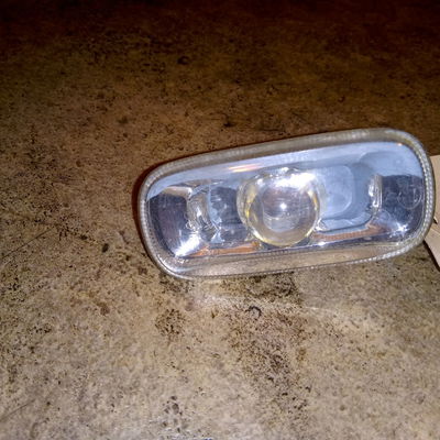 Répétiteur aile gauche Audi A4 B7 Avant (8ED) 1.9 tdi (2004-2008)