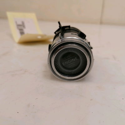 Bouton de demarrage start-stop Mercedes-benz CLASSE E (W213) E 220 d (213.004) (2016) 4 portes