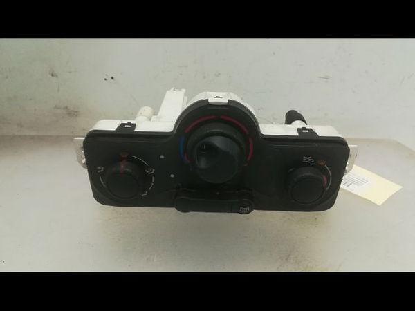 Commande de chauffage RENAULT CLIO III  1.5 DCI 70ch