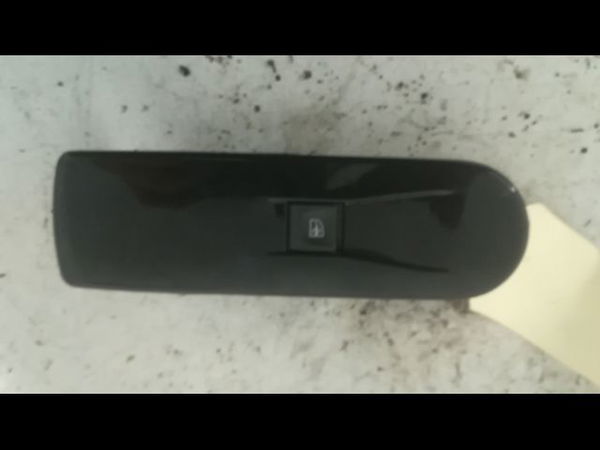 Commande lève-glace porte avant droite Renault CLIO IV (BH_) 1.5 dci 75 (2012) 5 portes