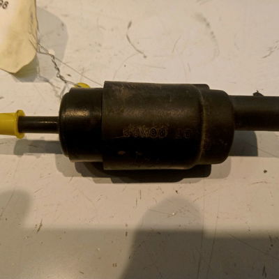Pompe lave-glace avant Mercedes-benz VITO - MIXTO Camionnette (W639) 115 cdi (639.601, 639.603, 639.605) (2003)